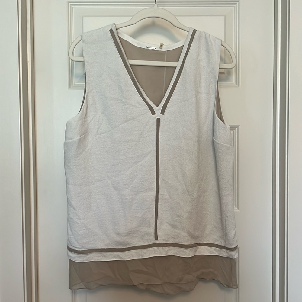 Elie Tahari Two Layer V-Neck Sleeveless Top Size Large